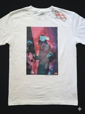 NWT JUNRED, Tokyo, Japan White Graphic Nirvana T-Shirt with Red & Blue Artwork